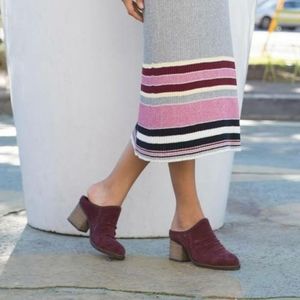 Bearpaw Heeled Mule